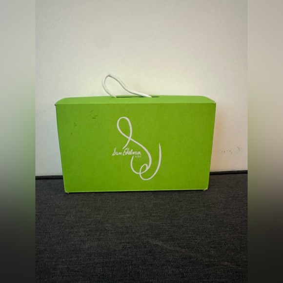 NIB! Sam Edelman Girls gold small heels- size 13 - Picture 7 of 7